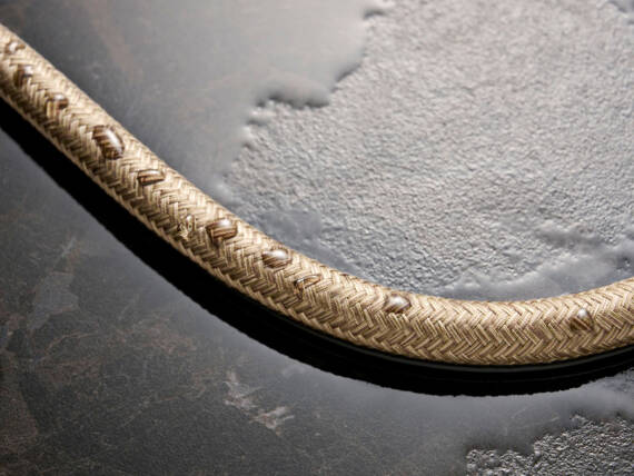 Hansgrohe Designflex 2000 Brushed Nickel crevo za ručni tuš tekstilno 28230820