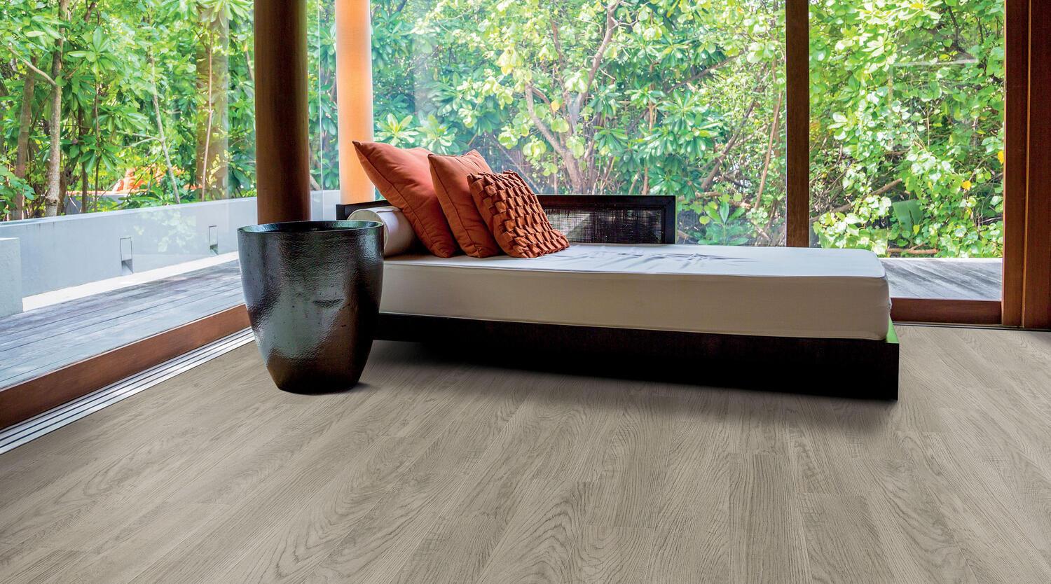 Tarkett ModularT 7 Plank Glue-Down Oak Modern Greige 257021049 16x100 2,5mm LVT obloga koja se lepi sa duboko oborenim ivicama 4.320 259.200