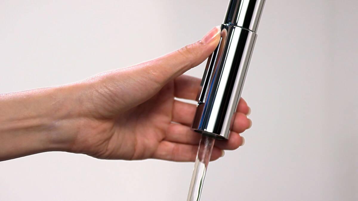 Hansgrohe Focus M41 240 Chrome baterija (slavina) za sudoperu sa izvlačećim tušem sa 2 mlaza 31815000