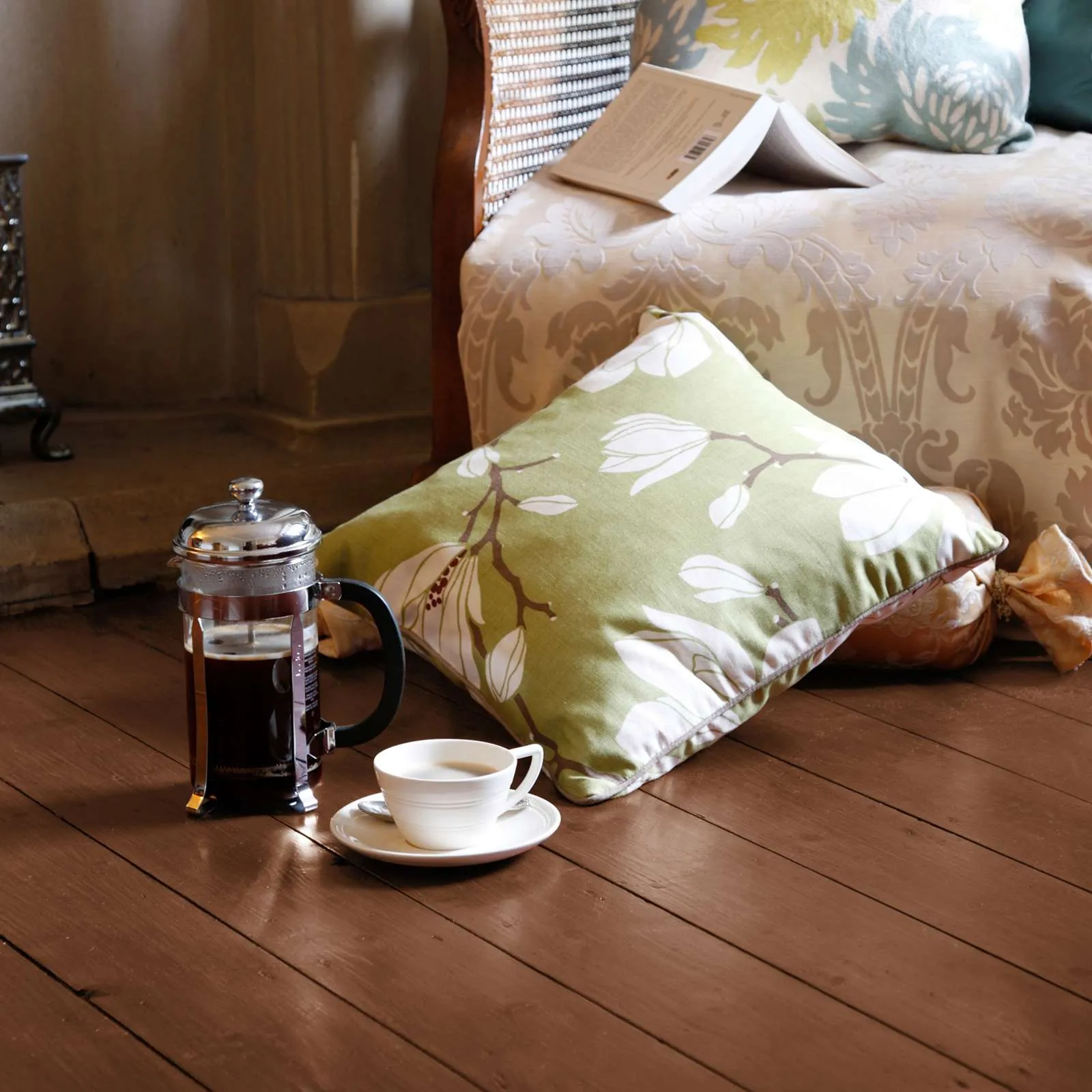 Sadolin Classic African Walnut 0,75L osnovni lazurni premaz za drvo za spolja i unutra tankoslojni (0,06-0,13L/m<sup>2</sup>)