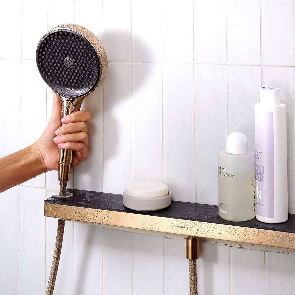 Hansgrohe Rainfinity Polished Gold Optic zidni priključak za tuš creva sa držačem ručnog tuša levo i policom 26843990