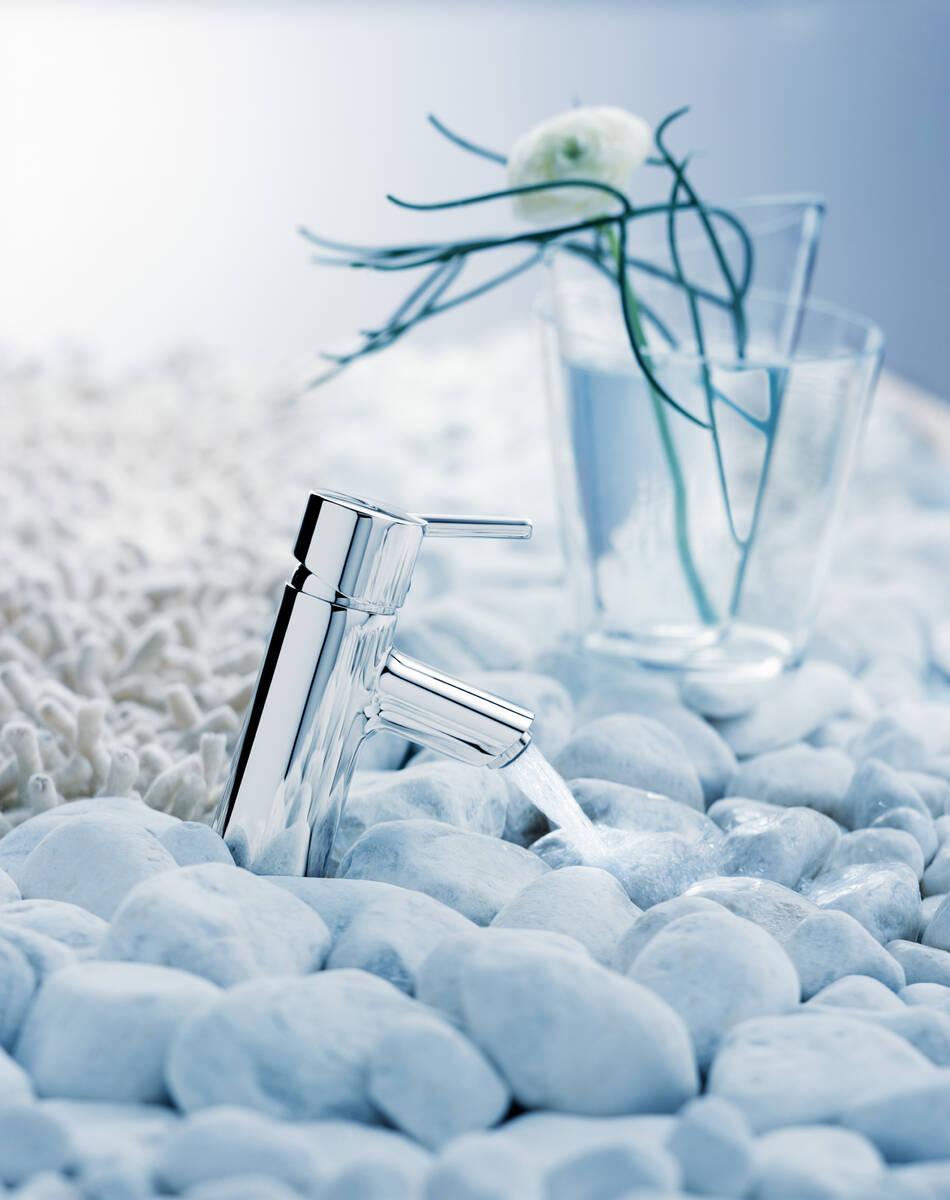 Hansgrohe Talis S 70 Chrome baterija (slavina) za umivaonik sa odlivnim ventilom sifona pop-up 32020000