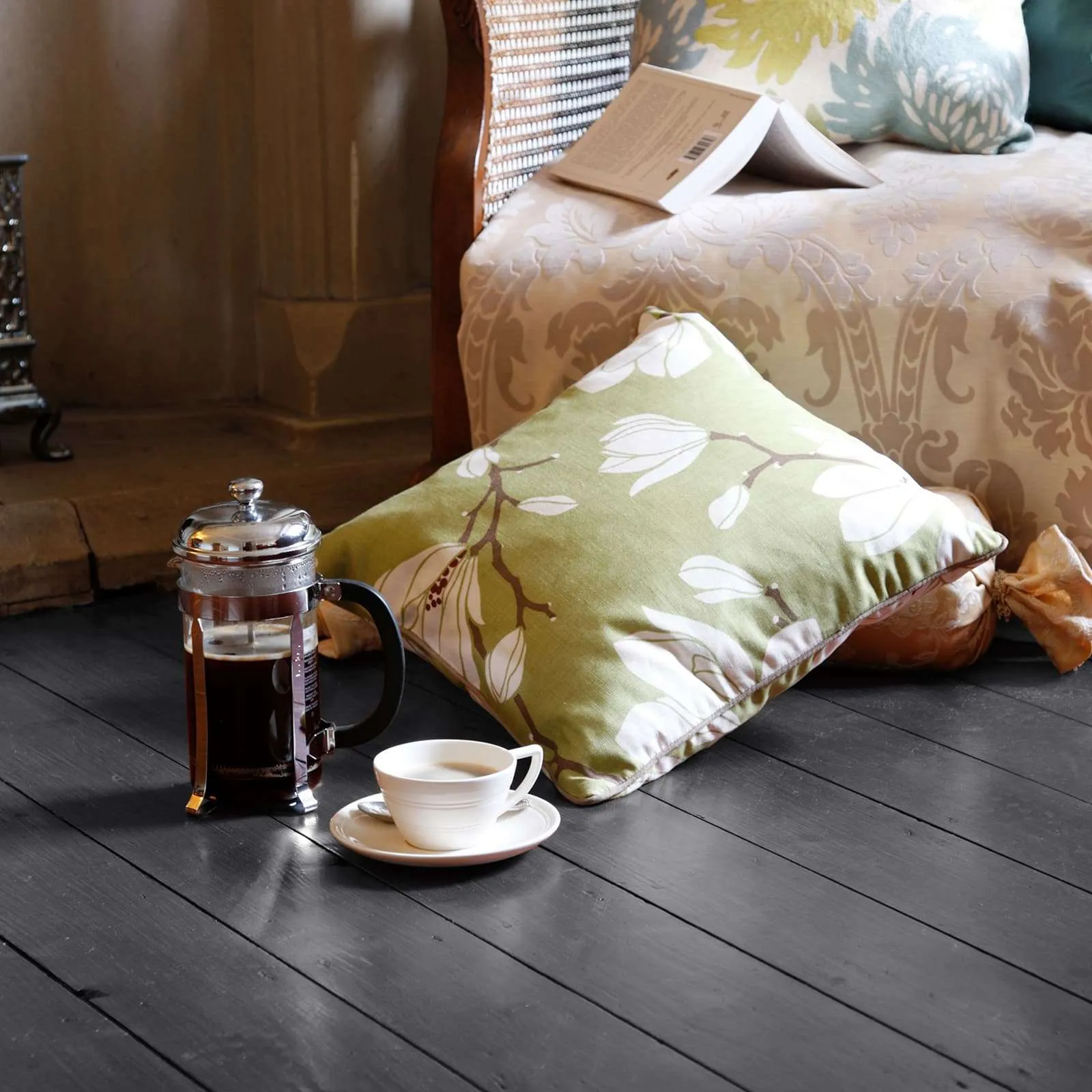 Sadolin Classic Ebony 0,75L osnovni lazurni premaz za drvo za spolja i unutra tankoslojni (0,06-0,13L/m<sup>2</sup>)