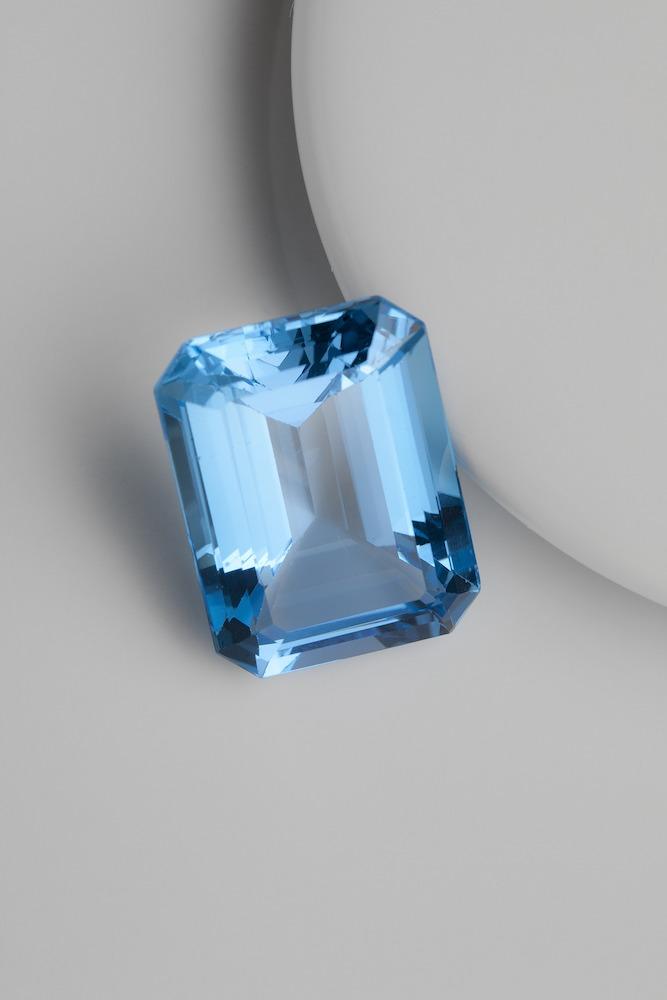 Laufen Living White umivaonik (lavabo) 38x38x13 nadgradni okrugli 8.1143.5.000.112.1