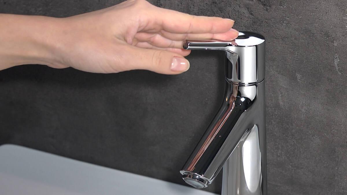 Hansgrohe Talis S Chrome baterija (slavina) za umivaonik sa higijenskim tuš setom i odlivnim ventilom sifona push-open 72290000