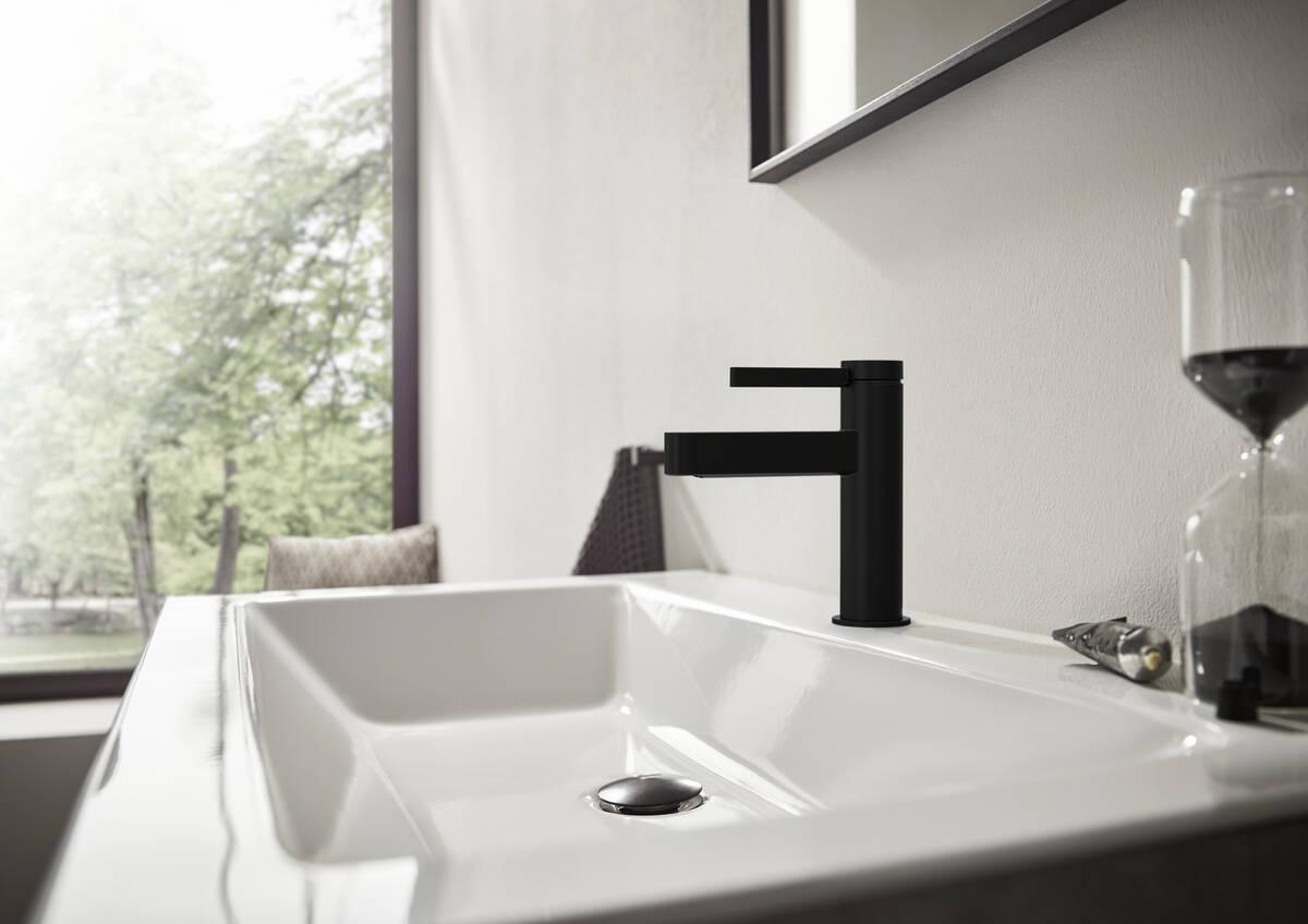 Hansgrohe Finoris 110 Matt Black baterija (slavina) za umivaonik sa odlivnim ventilom sifona pop-up 76020670