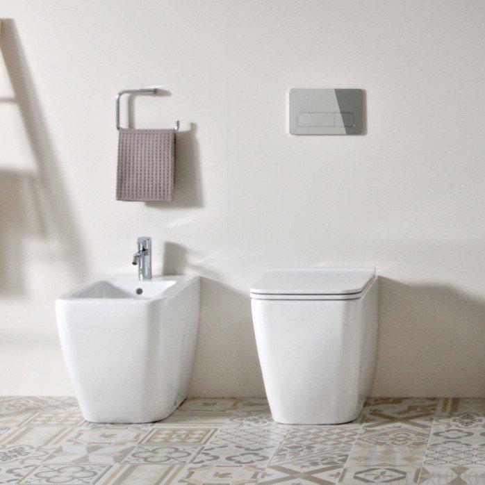 Jika Cubito Pure White bide samostojeći 35,5x56x43 sa rupom za bateriju i sa prelivom 8.3242.3.000.302.1