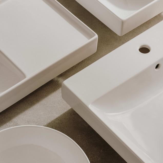 Roca Ona Black Fineceramic® umivaonik (lavabo) 55x36x8 konzolni sa rupom za bateriju i prelivom A327683080