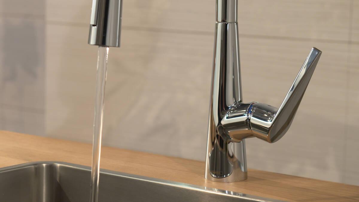 Hansgrohe Talis M51 200 Chrome baterija (slavina) za sudoperu sa izvlačećim tušem 2 mlaza 72813000