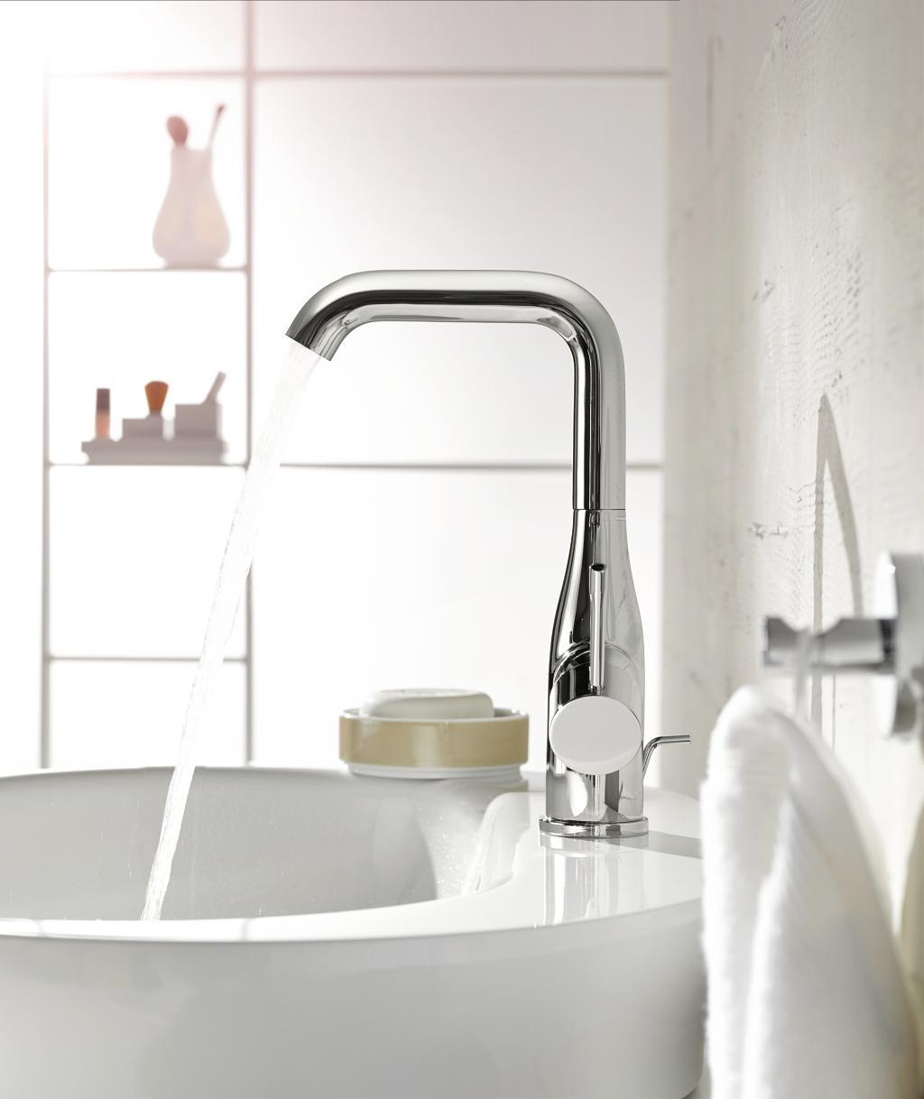 Grohe Essence 210 Brushed Hard Graphite baterija (slavina) za umivaonik sa odlivnim ventilom sifona 32628AL1
