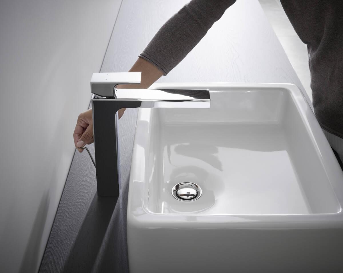 Hansgrohe Vernis Shape 190 Matt Black baterija (slavina) za umivaonik sa odlivnim ventilom sifona pop-up 71562670