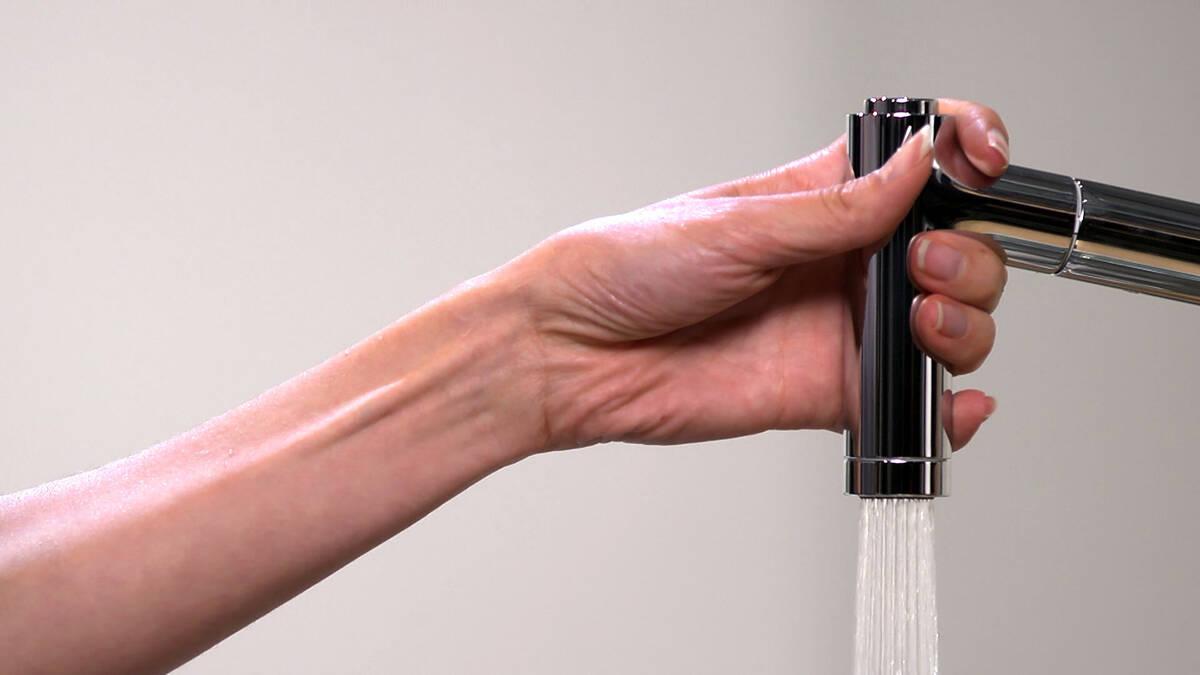 Hansgrohe Metris M71 320 Chrome baterija (slavina) za sudoperu sa izvlačećim tušem 2 mlaza 14820000