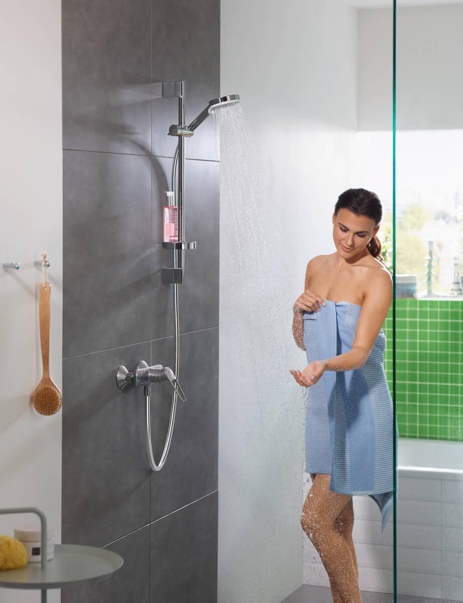 Hansgrohe Crometta 100 Chrome tuš set: ručni tuš sa 2 mlaza, Isiflex 1600 crevo za tuš i usponska šipka sa kliznim držačem i policom 26553400