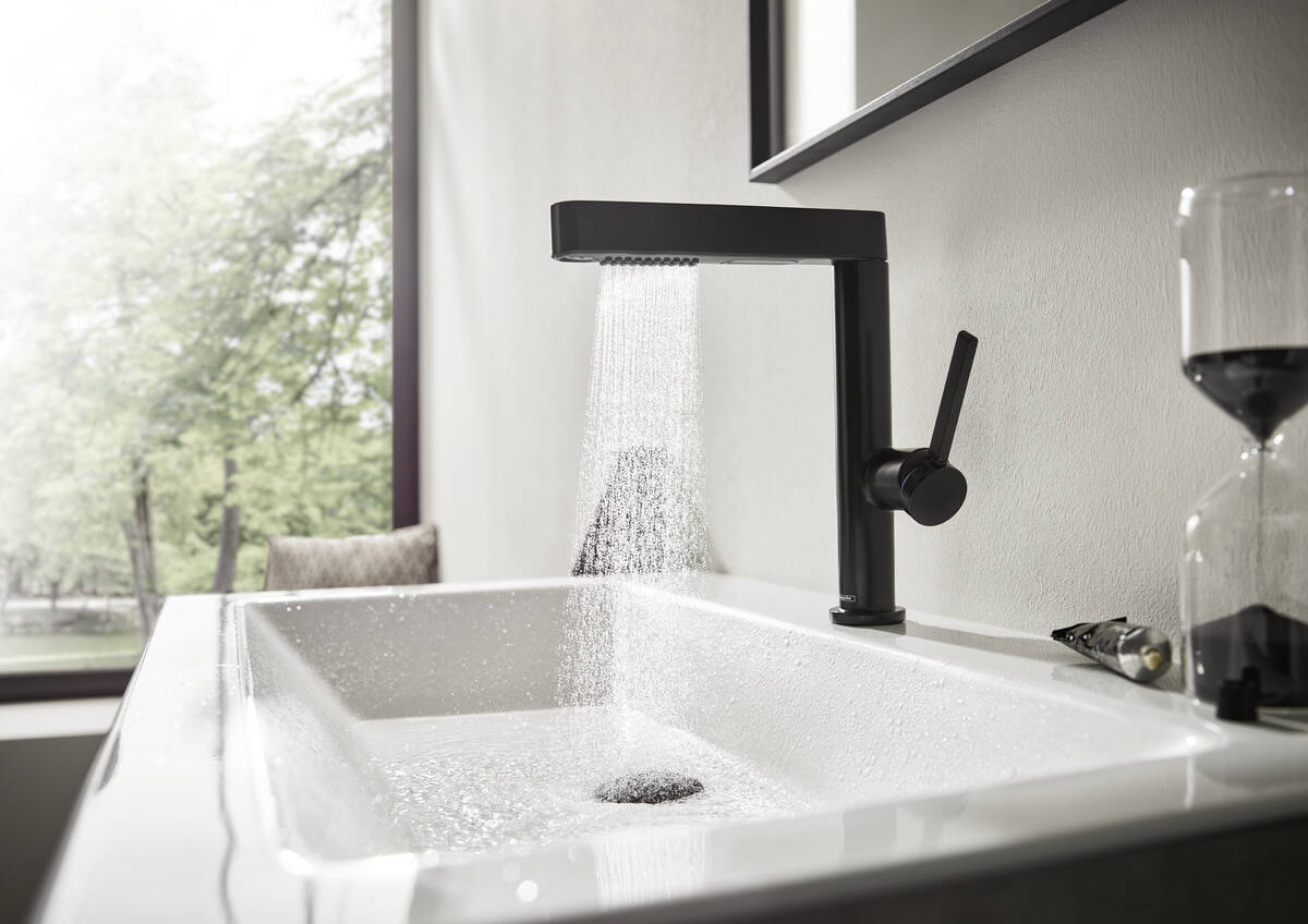 Hansgrohe Finoris  230 Matt Black baterija (slavina) za umivaonik sa izvlačećim tušem sa 2 mlaza i odlivnim ventilom sifona push-open 76063670