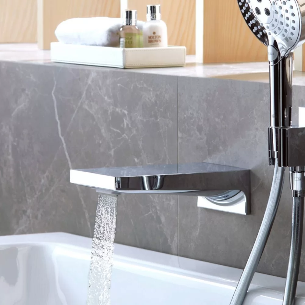 Hansgrohe Metropol 210 Chrome izliv zidni 32543000