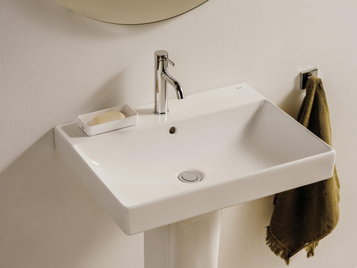 Roca Ona White Fineceramic® umivaonik (lavabo) 55x36x8 konzolni sa rupom za bateriju i prelivom A327683000